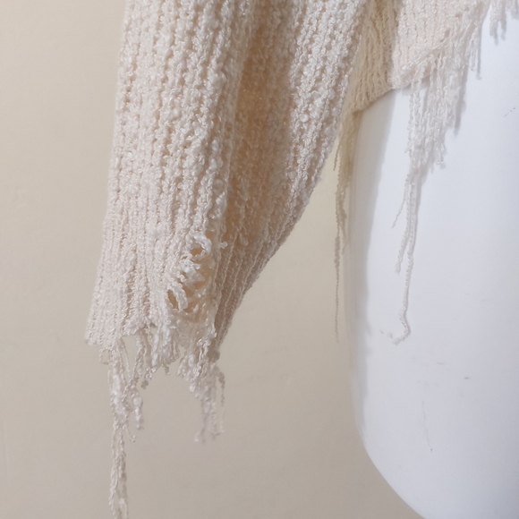 Distressed Destroyed Oversized Thick Knit Hooded Cropped Sweater by French Kiss - Picture 5 of 12